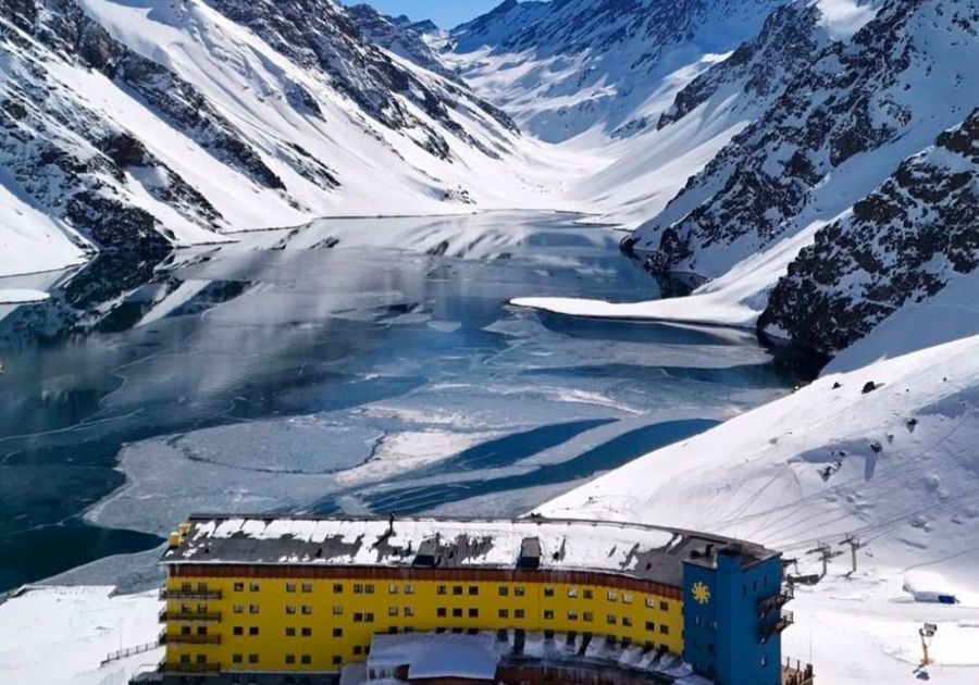 Portillo + Laguna del Inca